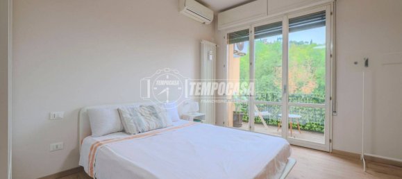 1 bedroom Apartment in Bologna, Italy No. 345021 3