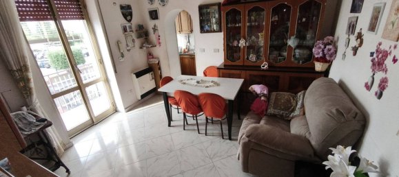 3 bedrooms Apartment in Pollena Trocchia, Italy No. 327725 3
