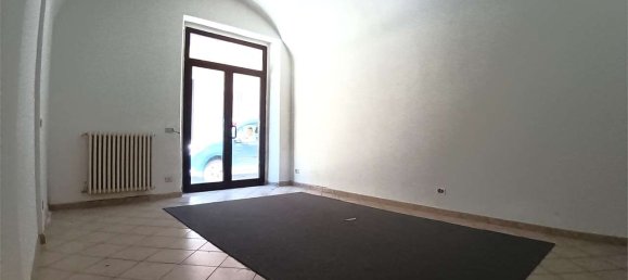 Almacén en Alessandria, Italy 260 m² No. 269504 2