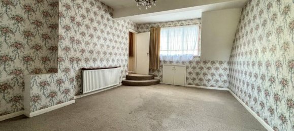 4 bedrooms House in Park Langley, United Kingdom No. 1118 8