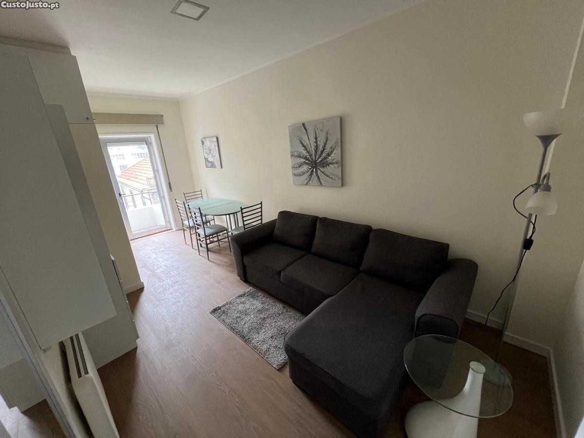 1 غرف نوم شقة في Porto, Portugal رقم 161606