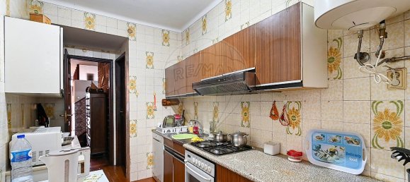 4 bedrooms House in Porto, Portugal No. 23792 11