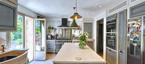 6 bedrooms Villa in Valbonne, France No. 193162 3