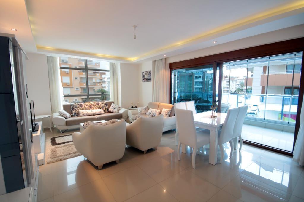 4 rooms Apartment in Oba, Turkey No. 9695