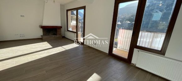 4 bedrooms Apartment in Massanassa, Spain No. 181008 4