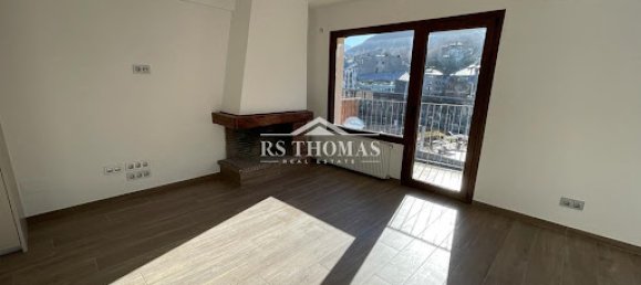 4 bedrooms Apartment in Massanassa, Spain No. 181008 12