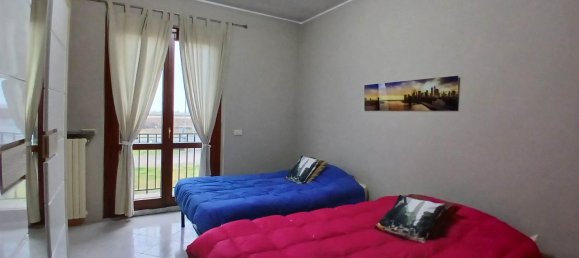 Villa de 3 habitaciónes en Mortara, Italy No. 153375 21