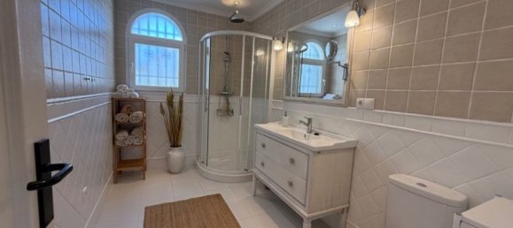 Villa de 3 dormitorios en Elda, Spain No. 183533 9