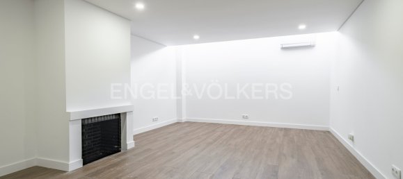 4 غرف نوم فيلا في Corroios, Portugal رقم 246017 33