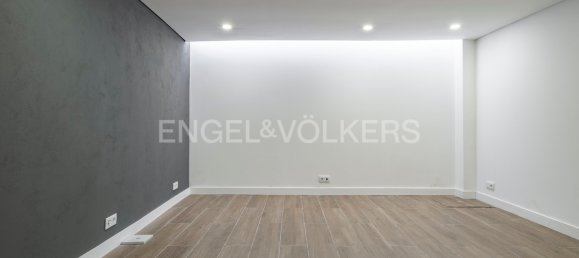 4 غرف نوم فيلا في Corroios, Portugal رقم 246017 32