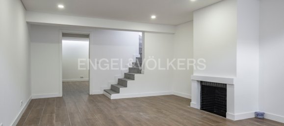 4 غرف نوم فيلا في Corroios, Portugal رقم 246017 34