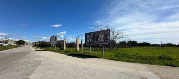 Земельный участок 3365м² в Лиццано, Италия № 69503 3