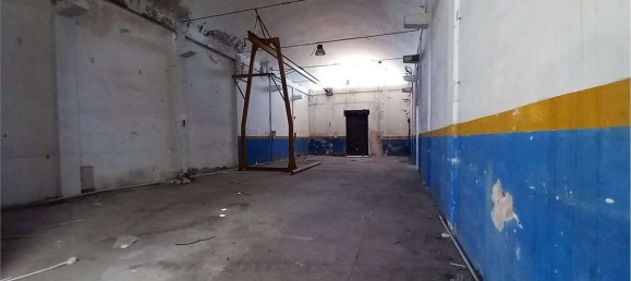 800m² Warehouse in Syracuse, Italy No. 250562 10
