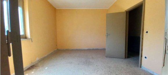 800m² Warehouse in Syracuse, Italy No. 250562 18