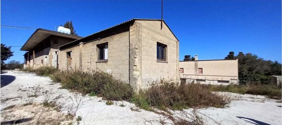 800m² Warehouse in Syracuse, Italy No. 250562 20