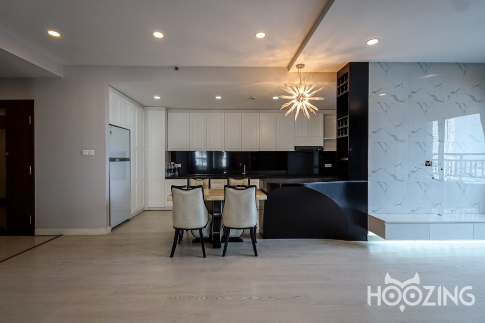 3 bedrooms Apartment in District 7, Vietnam No. 17562