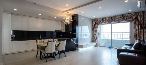 3 bedrooms Apartment in District 7, Vietnam No. 17562 3