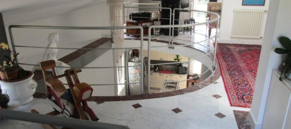 4 bedrooms Villa in Carrara, Italy No. 178390 14