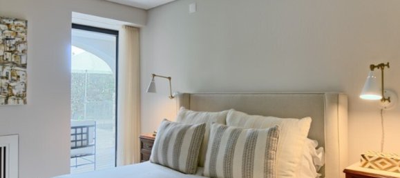 6 bedrooms Villa in Lisbon, Portugal No. 10707 18