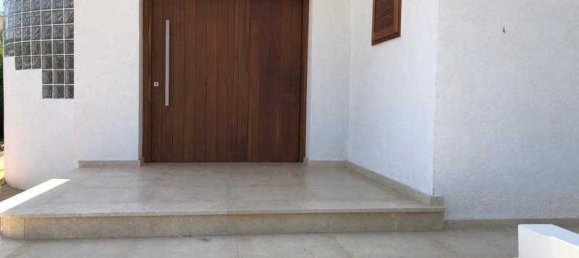 4 bedrooms House in Agios Athanasios, Cyprus No. 7351 3