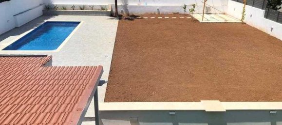 4 bedrooms House in Agios Athanasios, Cyprus No. 7351 5