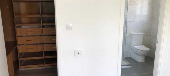 4 bedrooms House in Agios Athanasios, Cyprus No. 7351 11