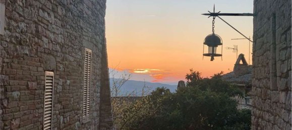 6 rooms Penthouse in Assisi, Italy No. 143082 18