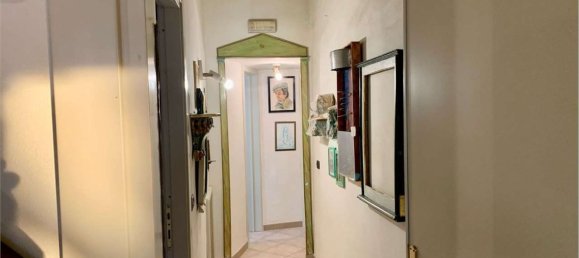 6 rooms Penthouse in Assisi, Italy No. 143082 14