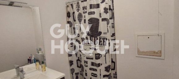 Studio in Rosny-sous-Bois, France No. 178810 8