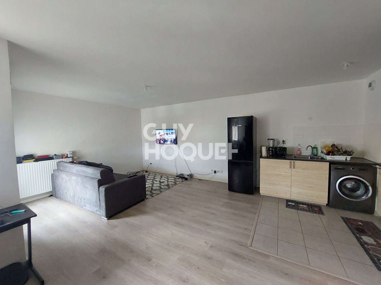 Studio in Rosny-sous-Bois, France No. 178810