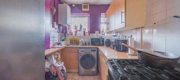 2 bedrooms Apartment in London, United Kingdom No. 7754 4