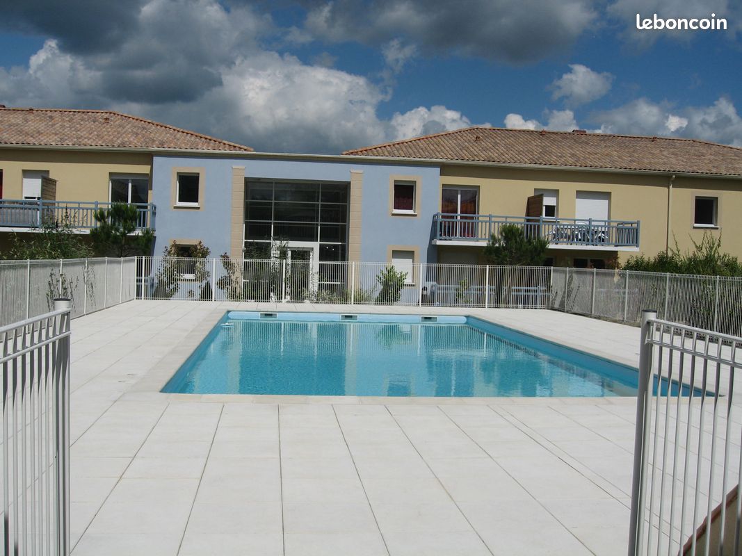 1 bedroom Apartment in Cavignac, France No. 200036