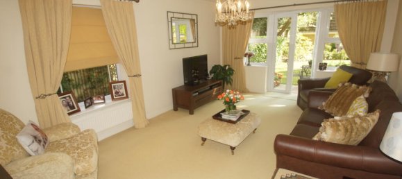 2 bedrooms Apartment in Beckenham, United Kingdom No. 970 4