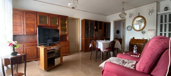 5 rooms Apartment in Cuneo, Italy No. 114155 6