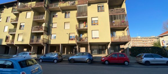 5 rooms Apartment in Cuneo, Italy No. 114155 2