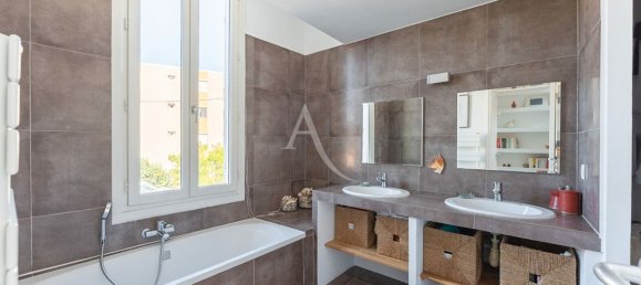 4 Schlafzimmer Haus in Marseille, France, Nr. 342434 12