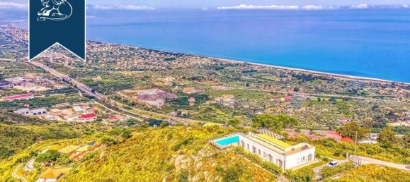 5 bedrooms Villa in Cefalù, Italy No. 277198 4