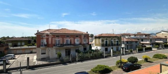 3 bedrooms Apartment in Castrezzato, Italy No. 5123 17