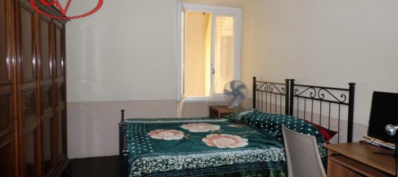 6 rooms Apartment in Montevarchi, Italy No. 237706 12