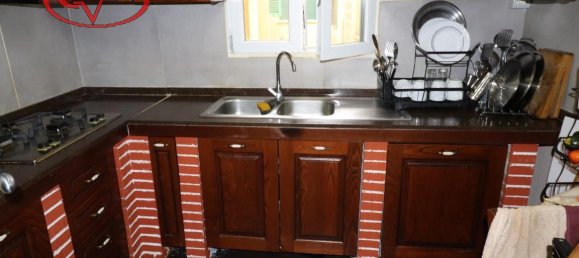 6 rooms Apartment in Montevarchi, Italy No. 237706 6