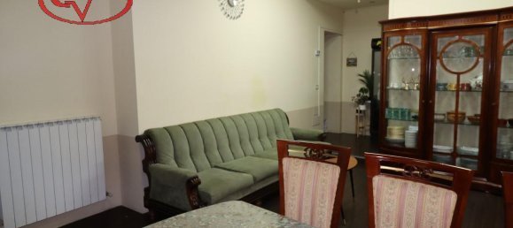 6 rooms Apartment in Montevarchi, Italy No. 237706 3