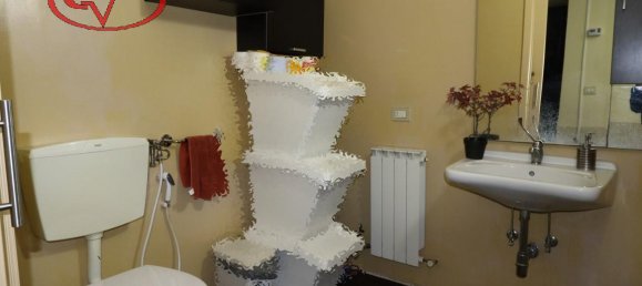 6 rooms Apartment in Montevarchi, Italy No. 237706 9