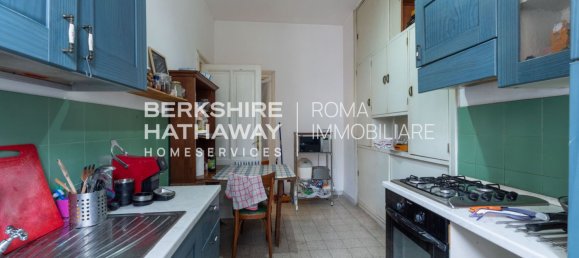 5 rooms Apartment in Rome, Italy No. 84937 6