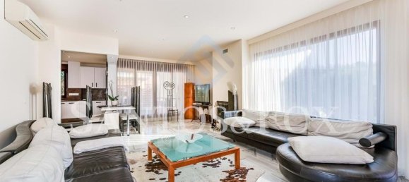 4 bedrooms Villa in Benahavis, Spain No. 23686 4