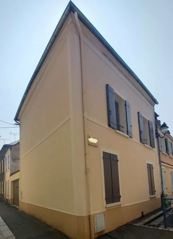 Adosado de 3 dormitorios en Dreux, France No. 259924