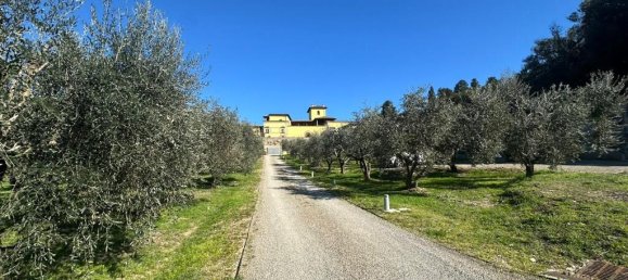 2 bedrooms Villa in Florence, Italy No. 142166 8