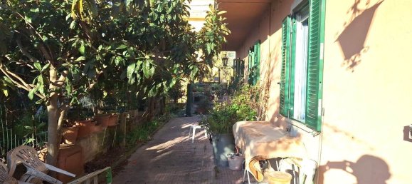 3 rooms Apartment in Rome, Italy No. 80679 8