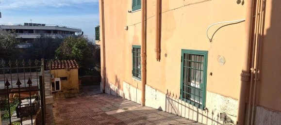 3 rooms Apartment in Rome, Italy No. 80679 15