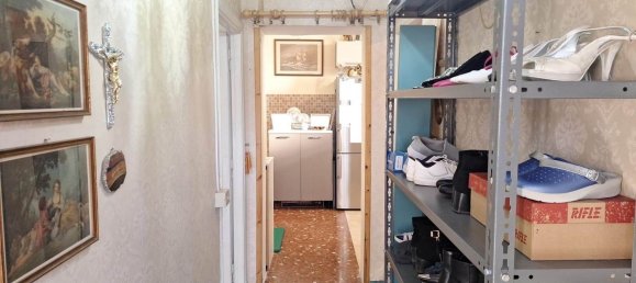 3 rooms Apartment in Rome, Italy No. 80679 16