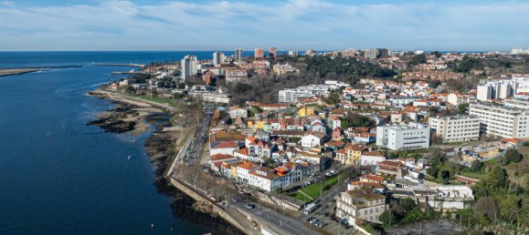 3 bedrooms House in Porto, Portugal No. 109799 3